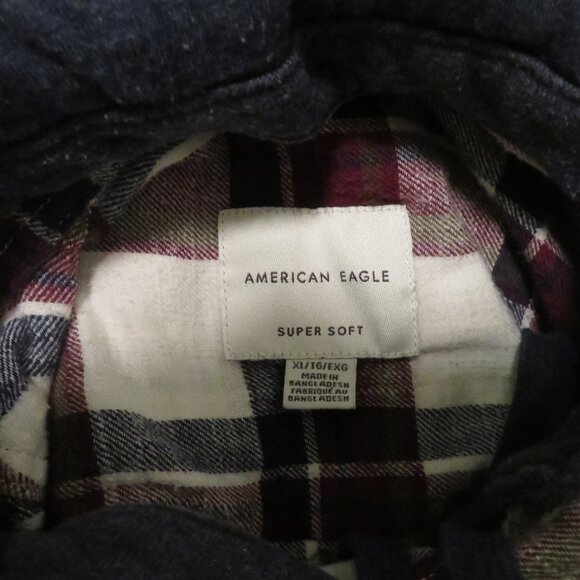 American Eagle hooded flannel shirt. Super Soft. Excellent Condition. Size XL. - Picture 2 of 4